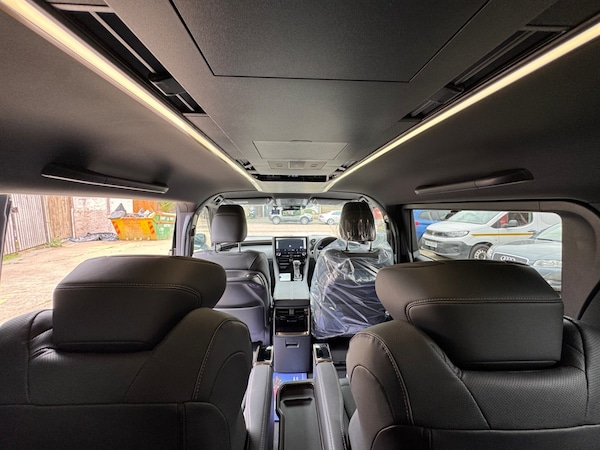 Used Toyota Alphard 2025 for sale - 75572035: Photo 60
