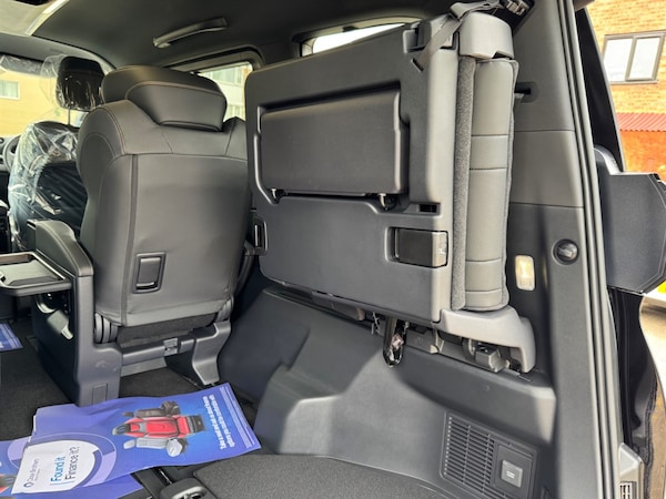 Used Toyota Alphard 2025 for sale - 75572035: Photo 65