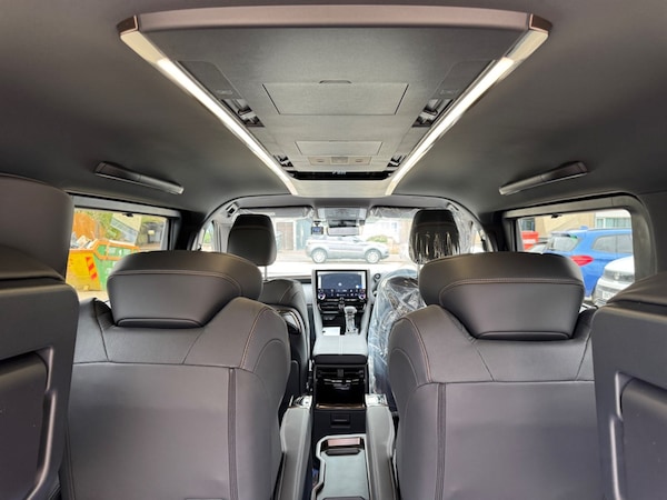 Used Toyota Alphard 2025 for sale - 75572035: Photo 68