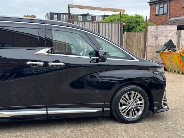 Used Toyota Alphard 2025 for sale - 75572035: Photo 85