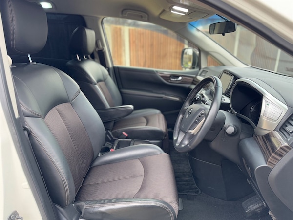 Used Nissan Elgrand 2017 for sale - 75571561: Photo 11