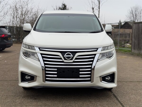 Used Nissan Elgrand 2017 for sale - 75571561: Photo 2