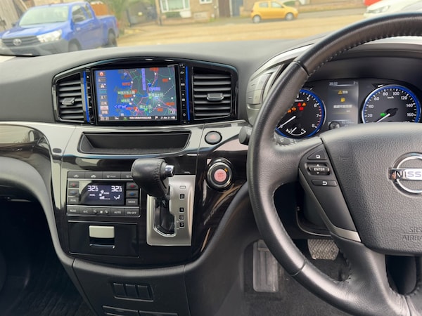 Used Nissan Elgrand 2017 for sale - 75571561: Photo 32