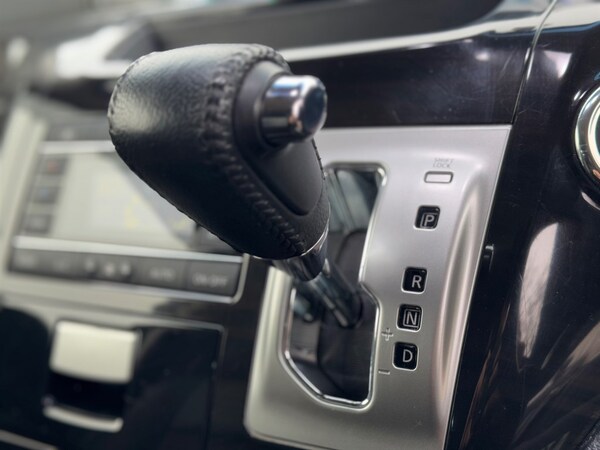 Used Nissan Elgrand 2017 for sale - 75571561: Photo 36