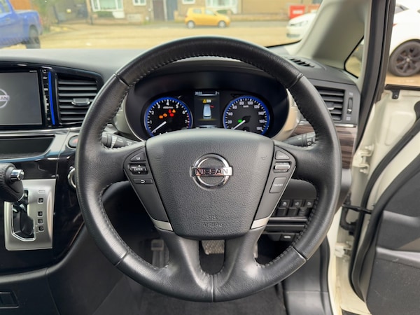 Used Nissan Elgrand 2017 for sale - 75571561: Photo 44