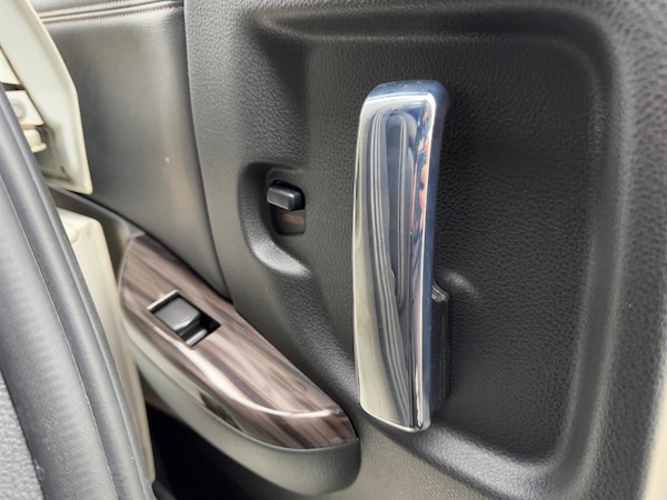 Used Nissan Elgrand 2017 for sale - 75571561: Photo 58
