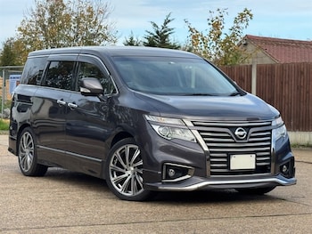 Used Nissan Elgrand 2018 for sale - 76532403: Photo