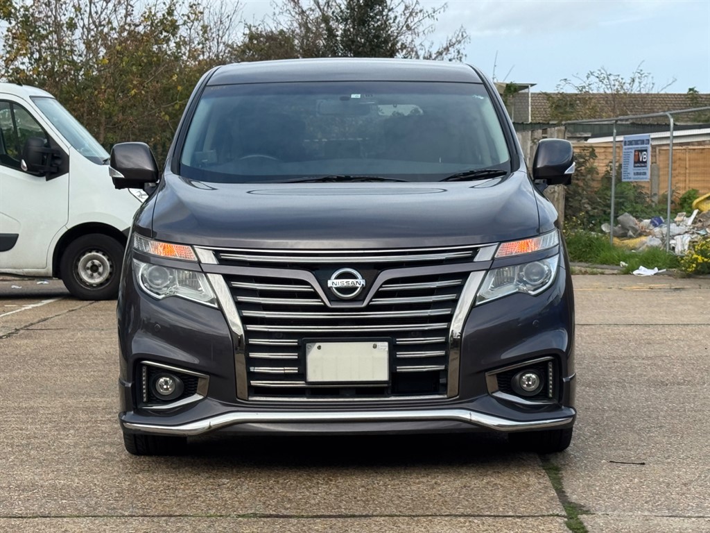 Used Nissan Elgrand 2018 for sale - 76532403: Photo 2