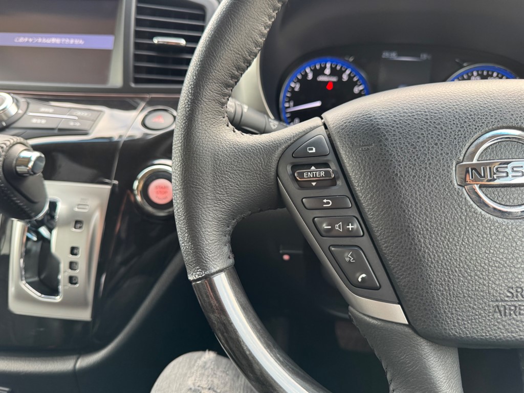 Used Nissan Elgrand 2018 for sale - 76532403: Photo 32