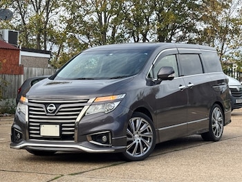 Used Nissan Elgrand 2018 for sale - 76532403: Photo