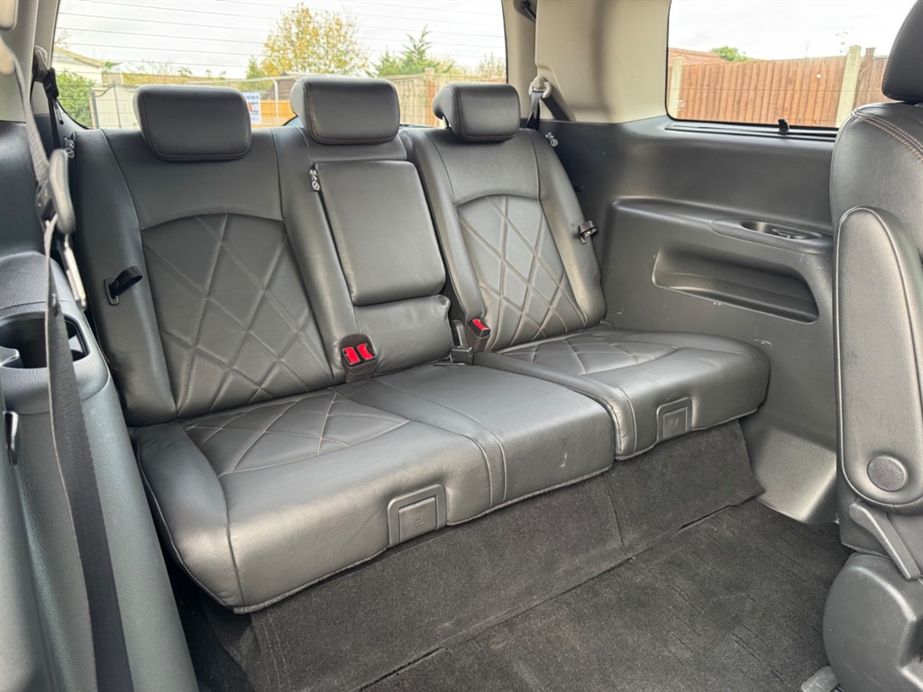 Used Nissan Elgrand 2018 for sale - 76532403: Photo 51