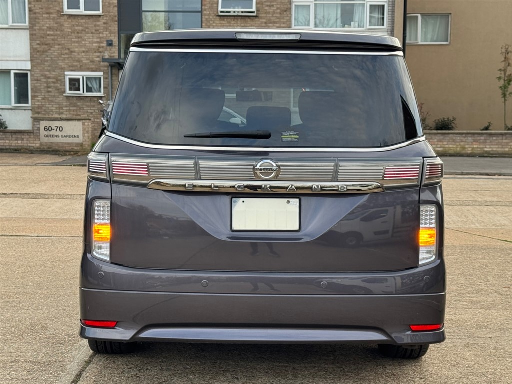 Used Nissan Elgrand 2018 for sale - 76532403: Photo 62