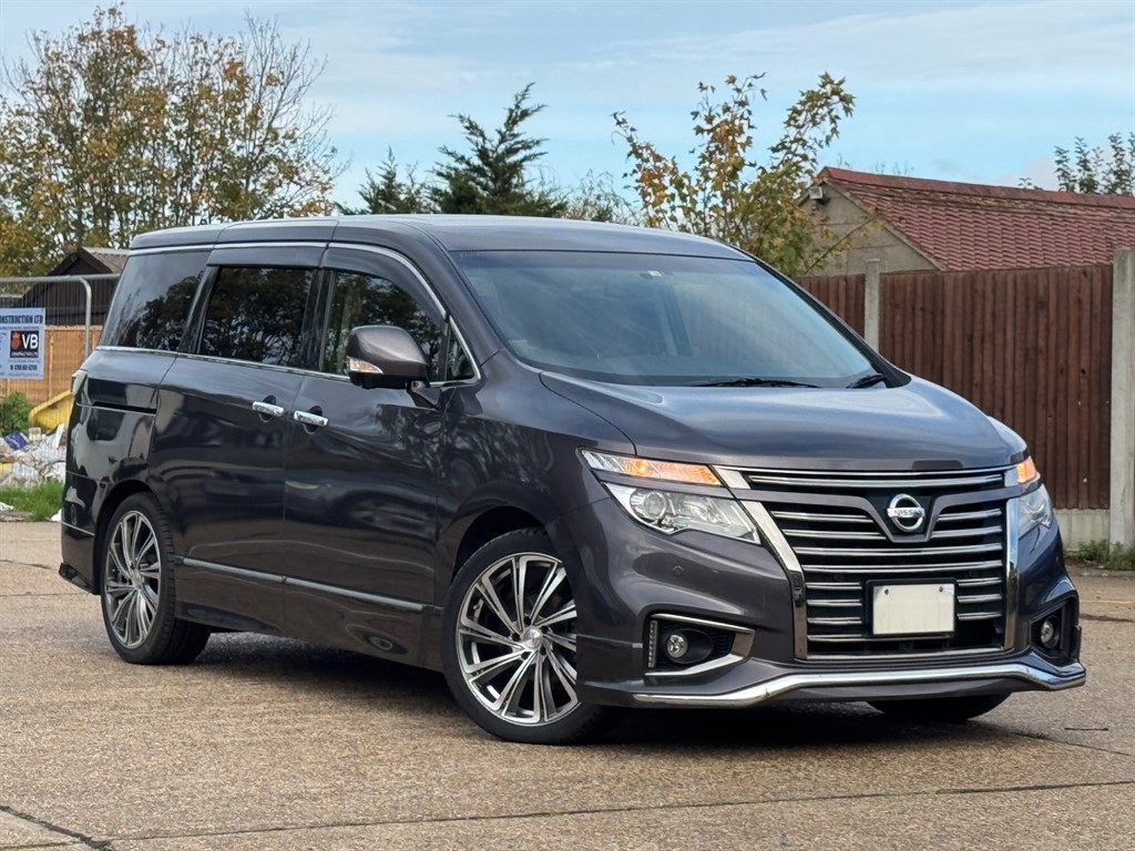 Used Nissan Elgrand 2018 for sale - 76532403: Photo 68
