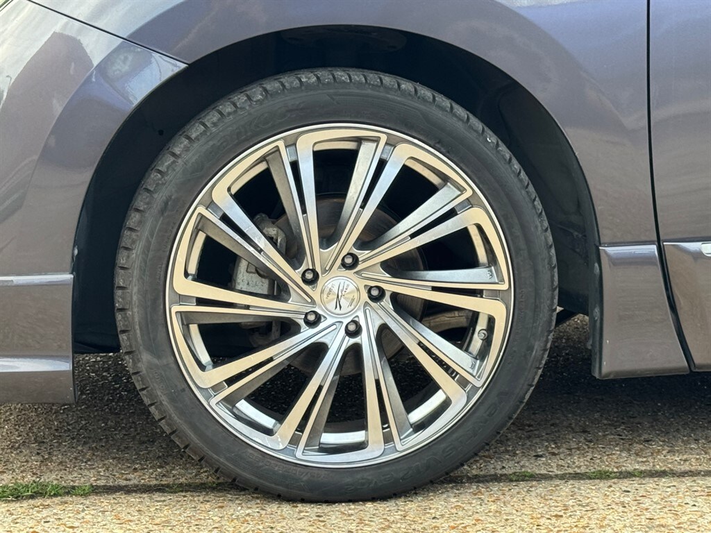 Used Nissan Elgrand 2018 for sale - 76532403: Photo 73