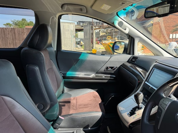 Used Toyota Alphard 2013 for sale - 75570281: Photo 12