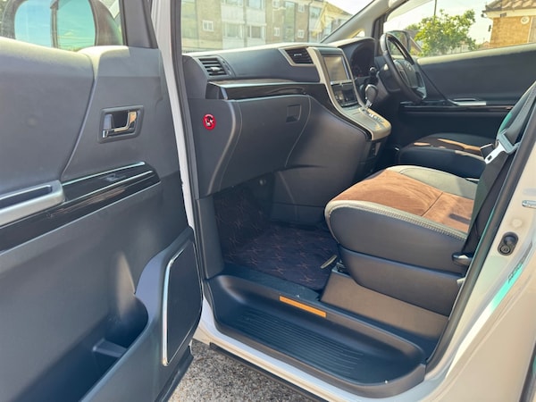 Used Toyota Alphard 2013 for sale - 75570281: Photo 13