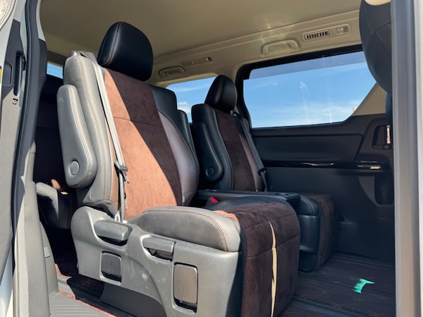 Used Toyota Alphard 2013 for sale - 75570281: Photo 44