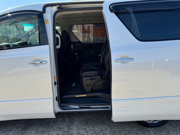 Used Toyota Alphard 2013 for sale - 75570281: Photo 47