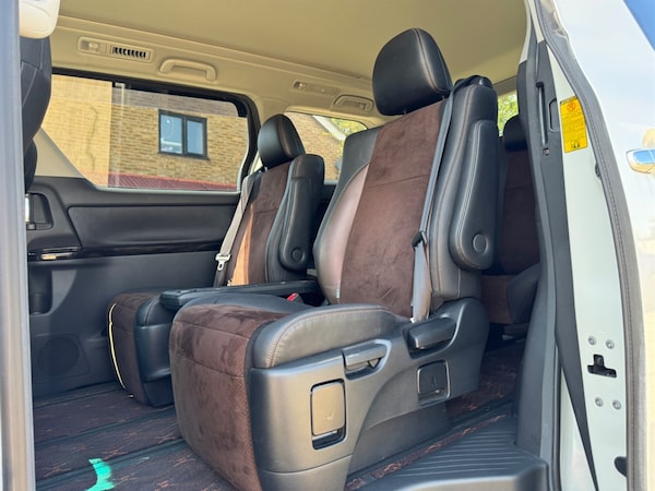 Used Toyota Alphard 2013 for sale - 75570281: Photo 48