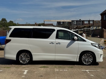 Used Toyota Alphard 2013 for sale - 75570281: Photo