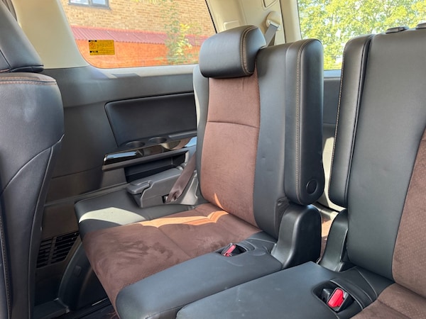 Used Toyota Alphard 2013 for sale - 75570281: Photo 52
