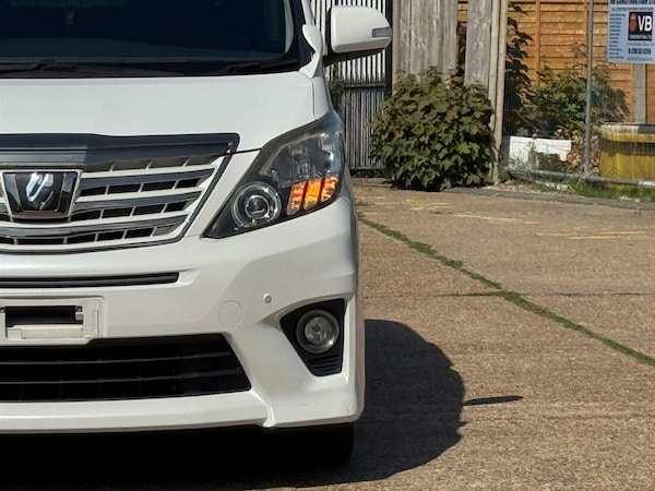 Used Toyota Alphard 2013 for sale - 75570281: Photo 73