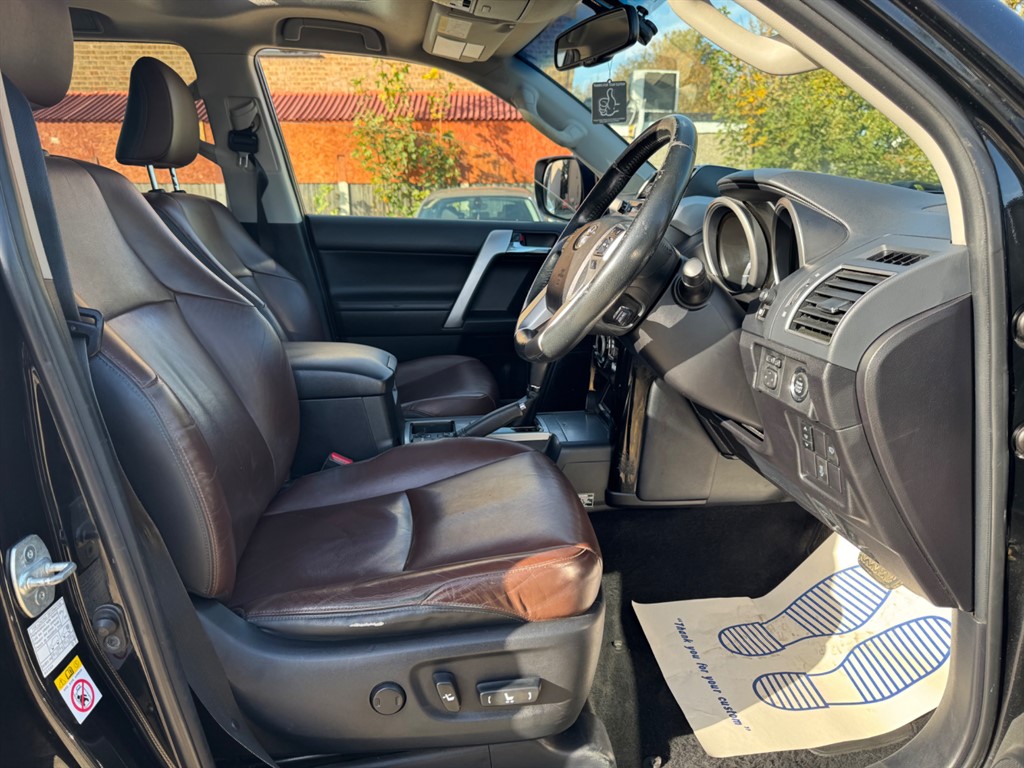 Used Toyota Land Cruiser 2016 for sale - 76393797: Photo 10