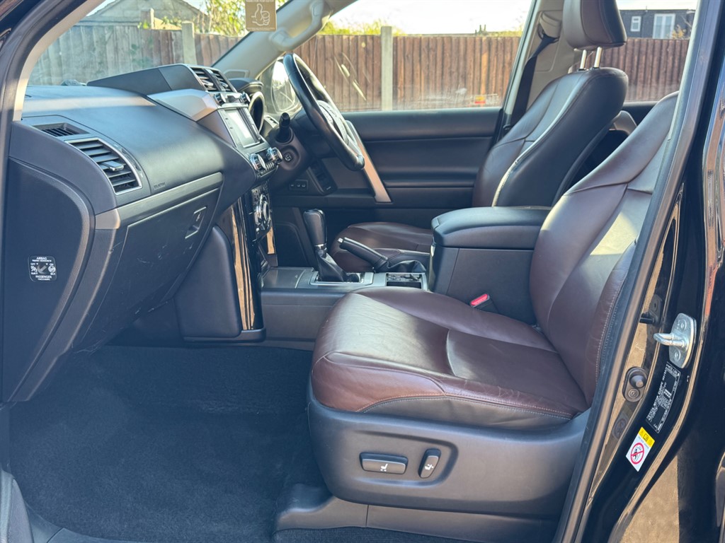 Used Toyota Land Cruiser 2016 for sale - 76393797: Photo 15