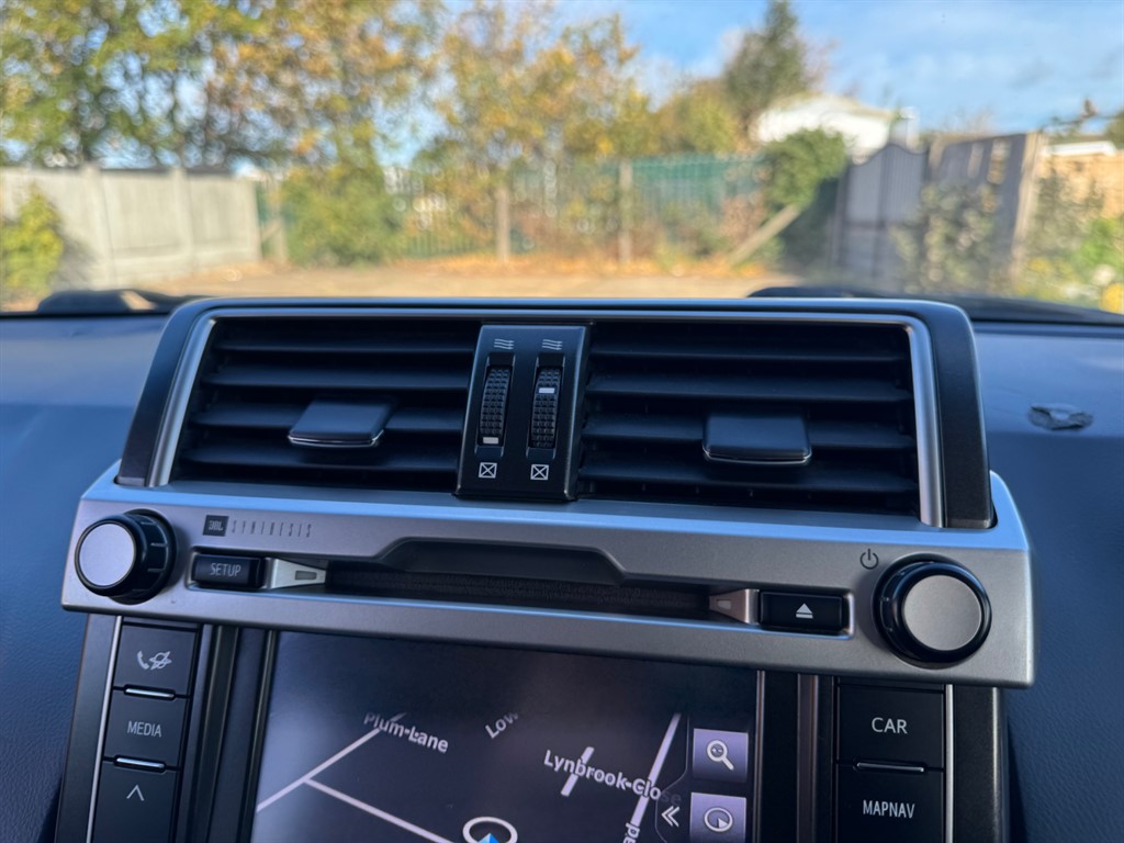 Used Toyota Land Cruiser 2016 for sale - 76393797: Photo 27