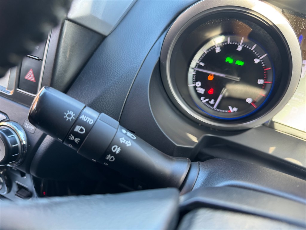 Used Toyota Land Cruiser 2016 for sale - 76393797: Photo 36