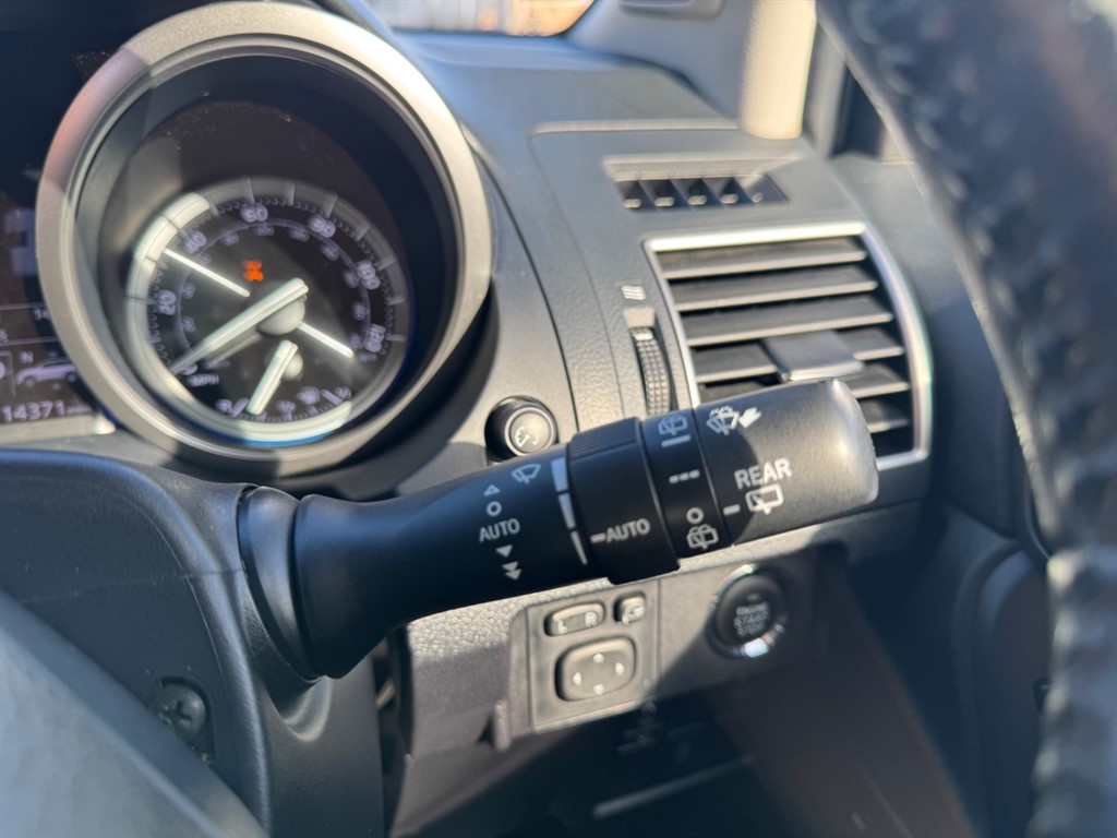 Used Toyota Land Cruiser 2016 for sale - 76393797: Photo 37