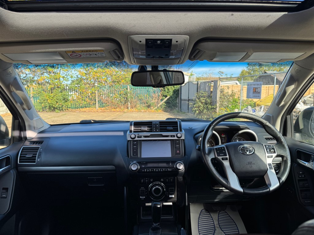 Used Toyota Land Cruiser 2016 for sale - 76393797: Photo 43