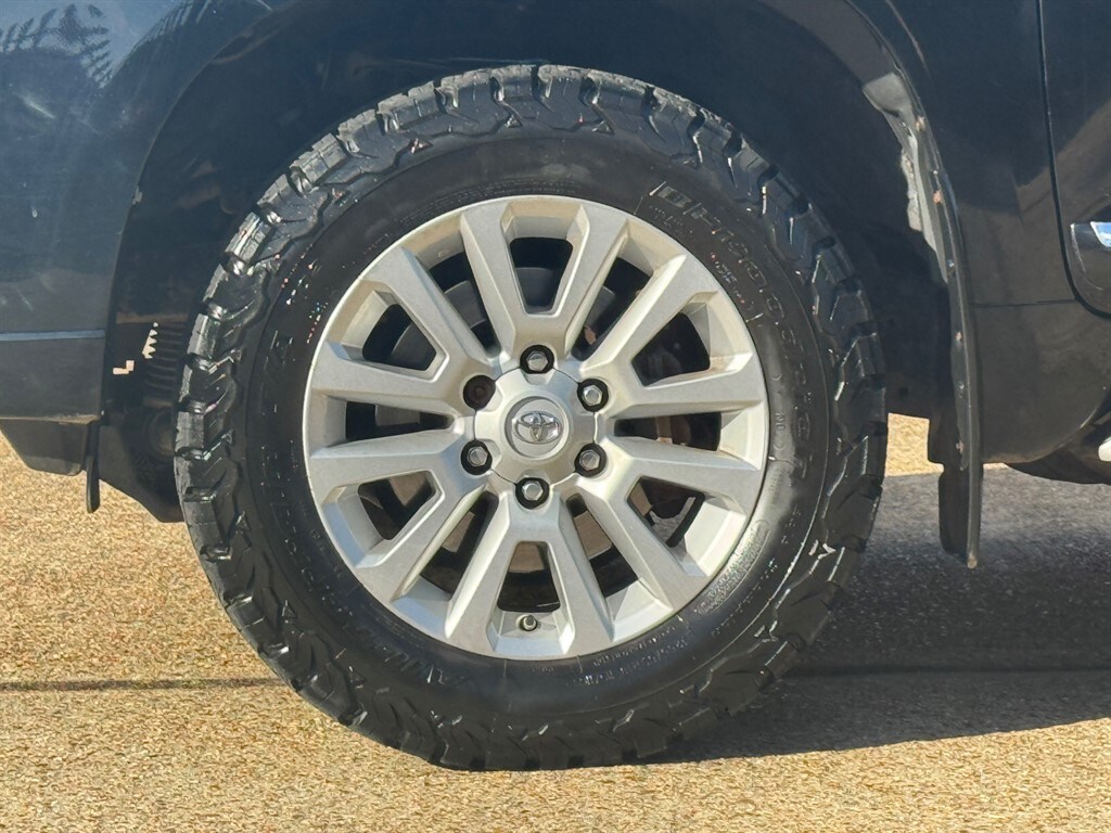 Used Toyota Land Cruiser 2016 for sale - 76393797: Photo 71