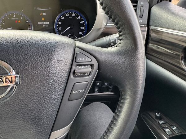 Used Nissan Elgrand 2016 for sale - 76312529: Photo 32