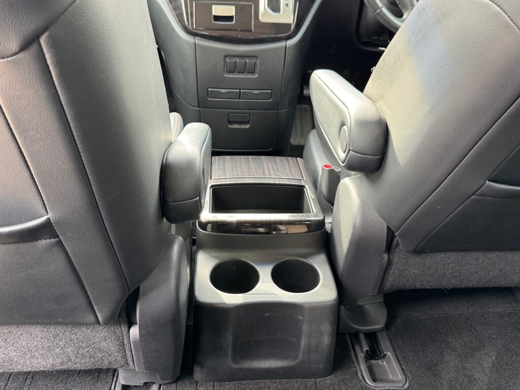 Used Nissan Elgrand 2016 for sale - 76312529: Photo 36