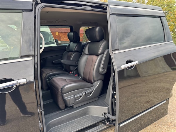 Used Nissan Elgrand 2016 for sale - 76312529: Photo 40