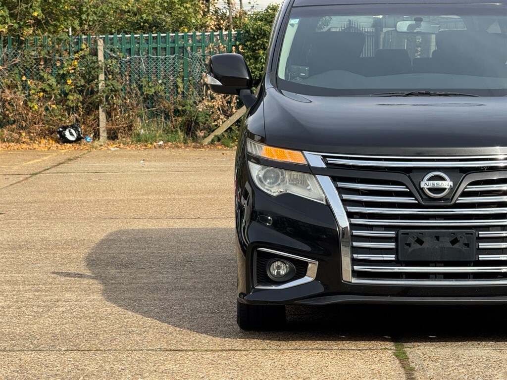 Used Nissan Elgrand 2016 for sale - 76312529: Photo 64