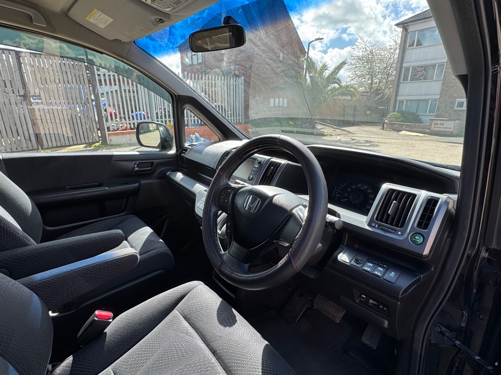 Used Honda Stepwagon 2021 for sale - 78152821: Photo 13