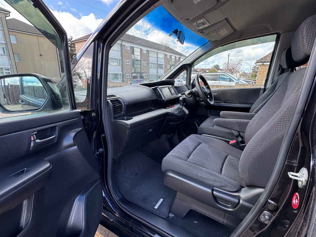 Used Honda Stepwagon 2021 for sale - 78152821: Photo 15