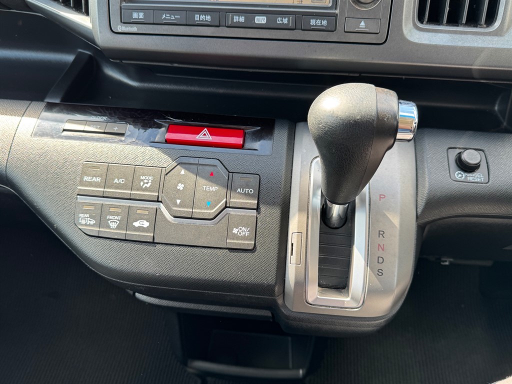 Used Honda Stepwagon 2021 for sale - 78152821: Photo 27