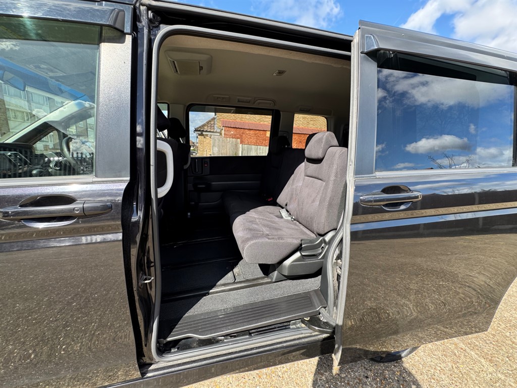 Used Honda Stepwagon 2021 for sale - 78152821: Photo 39