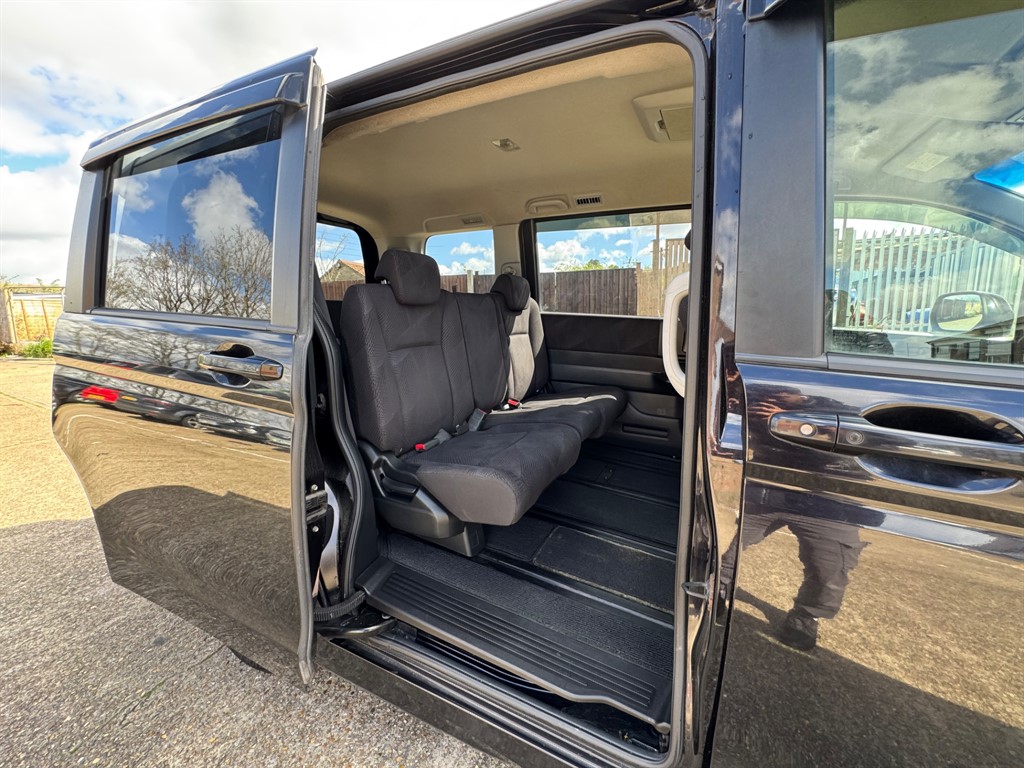 Used Honda Stepwagon 2021 for sale - 78152821: Photo 44