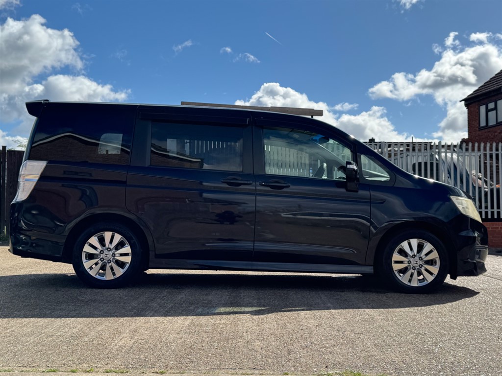 Used Honda Stepwagon 2021 for sale - 78152821: Photo 8