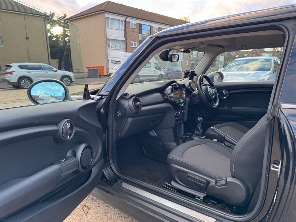 Used MINI Hatch 2015 for sale - 76684517: Photo 14