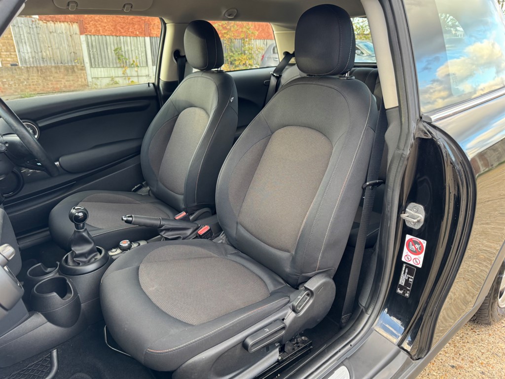 Used MINI Hatch 2015 for sale - 76684517: Photo 16