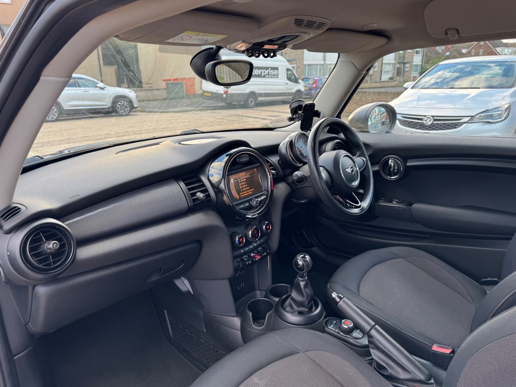 Used MINI Hatch 2015 for sale - 76684517: Photo 17