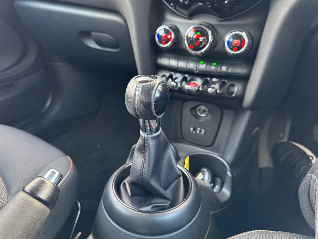 Used MINI Hatch 2015 for sale - 76684517: Photo 28