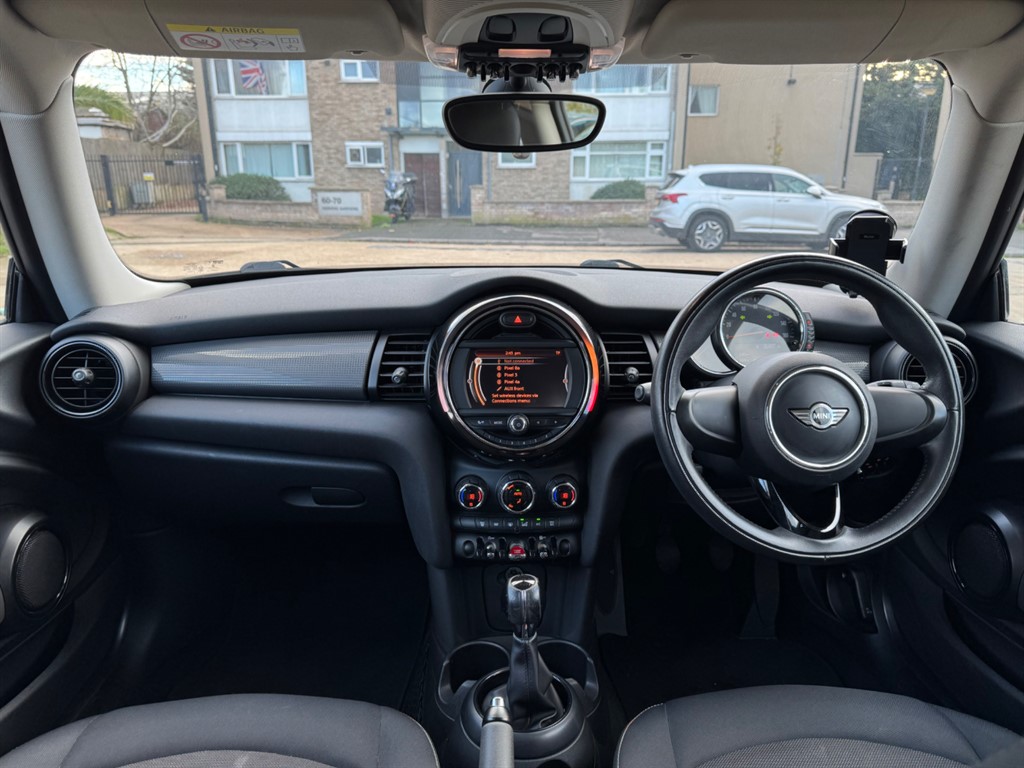 Used MINI Hatch 2015 for sale - 76684517: Photo 40