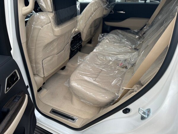 Used Toyota Landcruiser 2024 for sale - 71387869: Photo 30