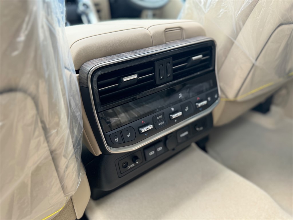 Vehicle 35